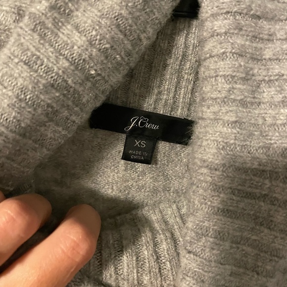 Jcrew turtleneck sweater - Picture 4 of 4